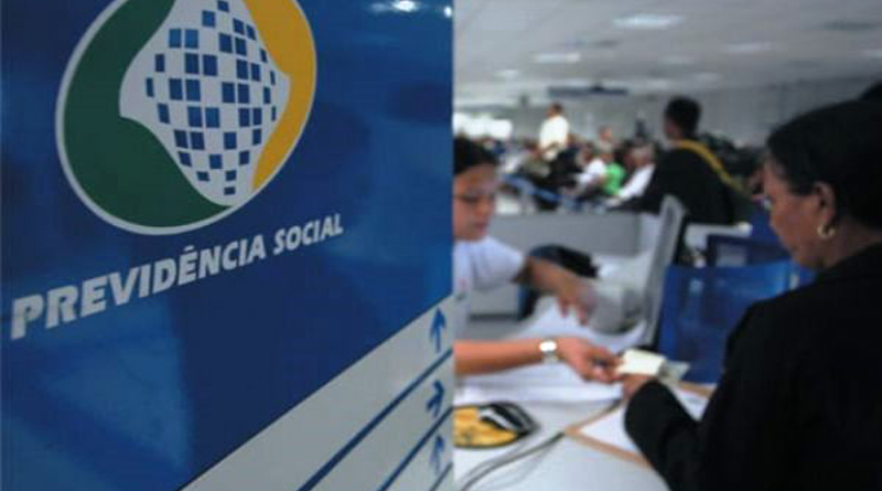 Pesquisa feita a pedido do governo diz que 44% são contra reforma da Previdência